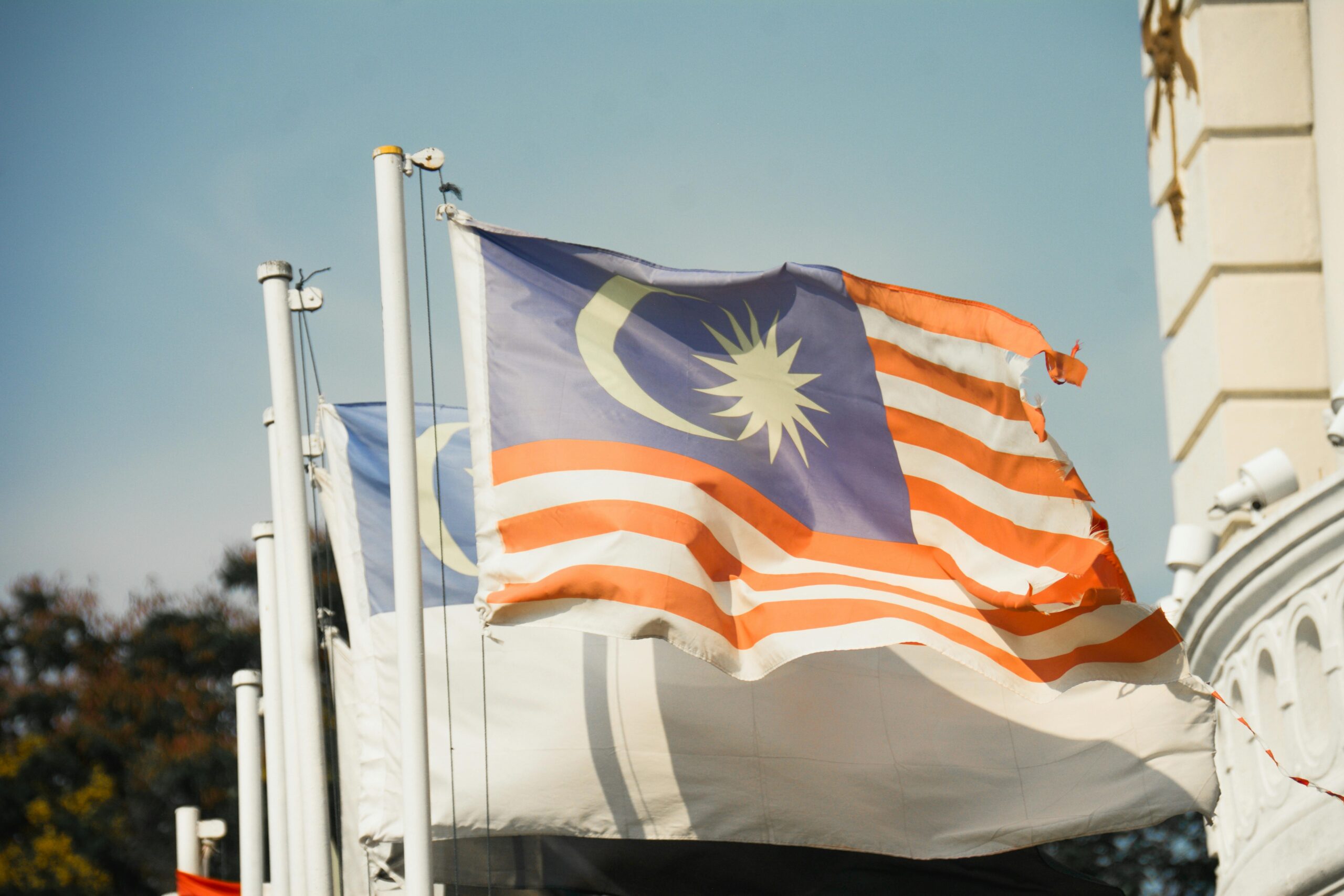 APEC vs ASEAN: How They Impact Malaysia?